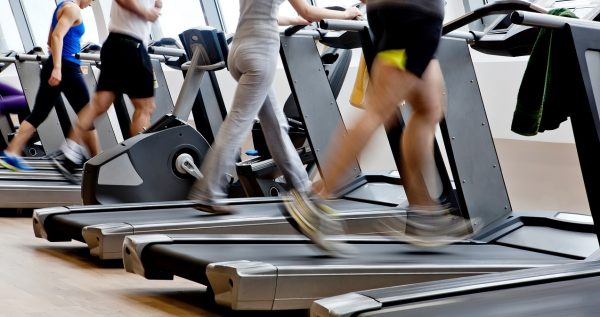 Si on perdait plus de poids en faisant 30mn de sport par jour qu'une heure: c'est ce que démontre une étude scandinave.